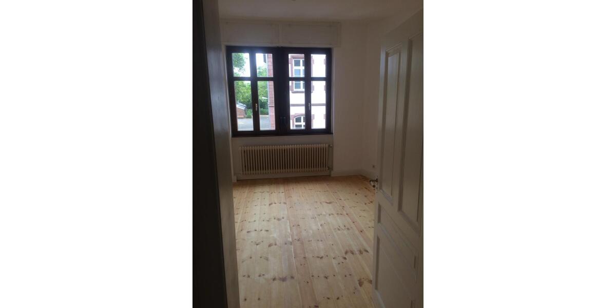 Etagenwohnung Edingen-Neckarhausen Neu-Edingen - 4 Zimmer, 110 m&sup2;, 1.400&euro; | Angebot:26373750