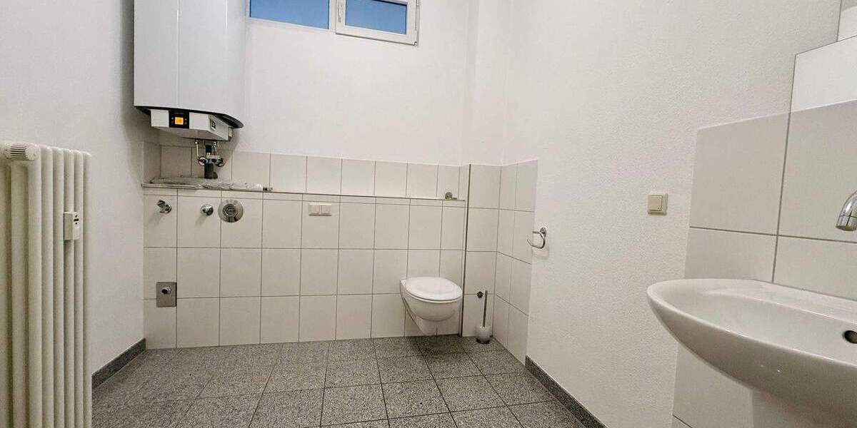 Etagenwohnung Mannheim Quadrate - 3 Zimmer, 100 m&sup2;, 1.000&euro; | Angebot:25630917