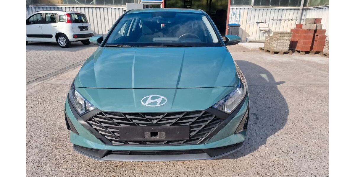 Hyundai i20 37.400 km 14.000 &euro; Neuhofen 67141