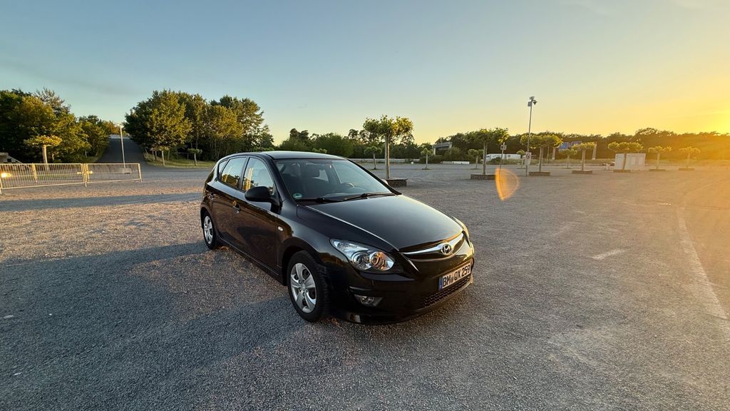 Hyundai i30 225.803 km 1.950 &euro; Hockenheim 68766