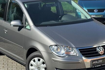 VW Touran 109.800 km 8.799 &euro; Dannstadt-Schauernheim 67125