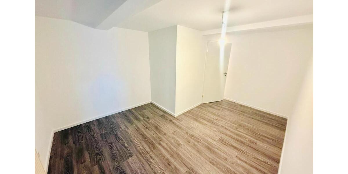 Maisonettenwohnung Ludwigshafen am Rhein Rheingönheim - 4 Zimmer, 112 m&sup2;, 1.450&euro; | Angebot:26635613