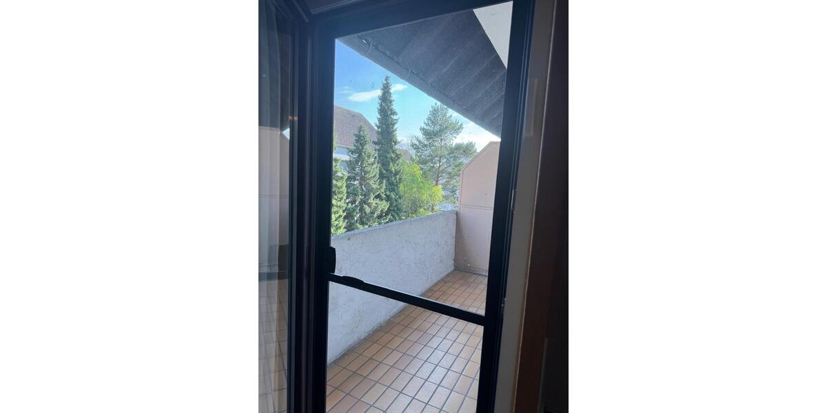 Etagenwohnung Edingen-Neckarhausen Neu-Edingen - 3 Zimmer, 80 m&sup2;, 240.000&euro; | Angebot:27113680