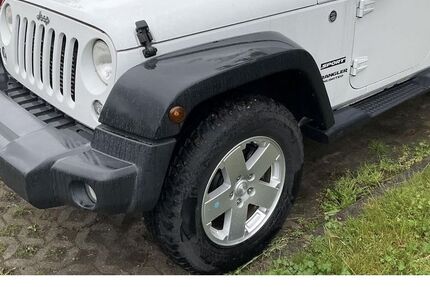 Jeep Wrangler 63.900 km 32.890 &euro; Hockenheim 68766