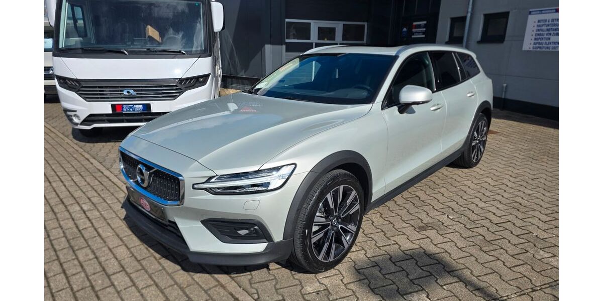 Volvo V60 44.891 km 33.990 &euro; Sandhausen 69207