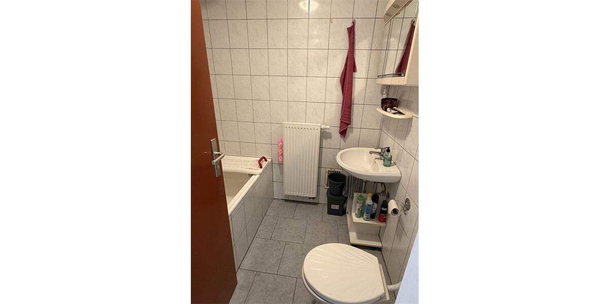 Etagenwohnung Ludwigshafen am Rhein Süd - 2 Zimmer, 60 m&sup2;, 135.000&euro; | Angebot:25141602