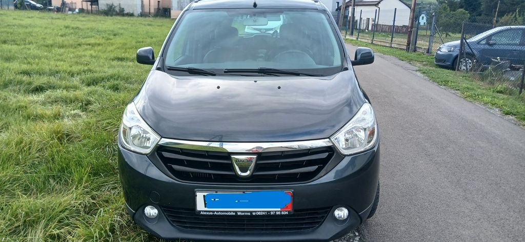 Dacia Lodgy 122.000 km 5.150 &euro; Hockenheim 68766