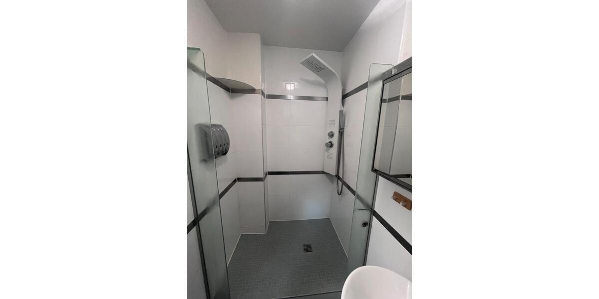 Dachgeschoßwohnung Ludwigshafen am Rhein Ludwigshafen-Hemshof - 3 Zimmer, 95 m&sup2;, 1.120&euro; | Angebot:25370021