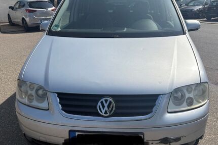 VW Touran 200.000 km 799 &euro; Speyer 67346