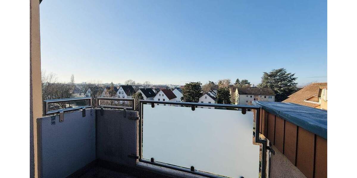 +++ Freie Dreizimmerwohnung mit toller Aussicht in Heppenheim +++ 3 zimmer