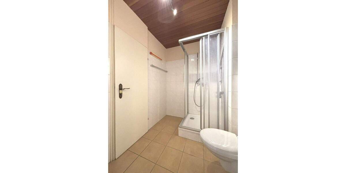 Etagenwohnung Lampertheim - 2 Zimmer, 64 m&sup2;, 110.000&euro; | Angebot:25566475