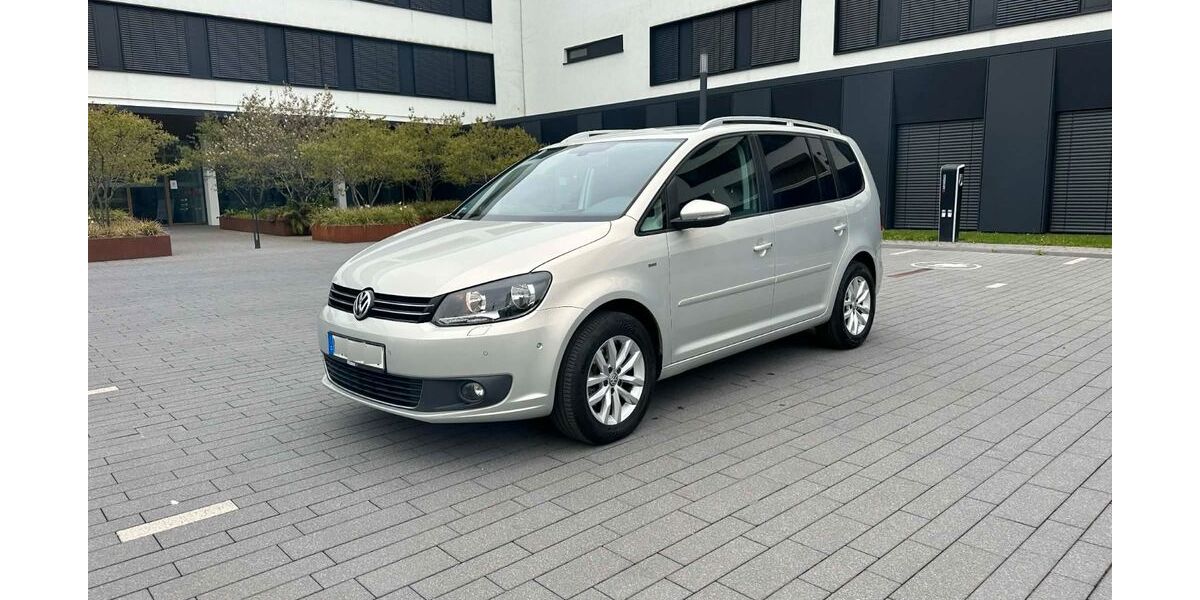 VW Touran 177.989 km 11.798 &euro; Mannheim 68305