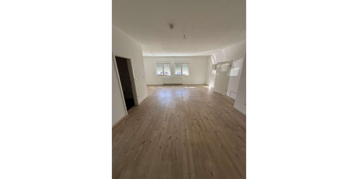 Etagenwohnung Ludwigshafen Mundenheim - 3 Zimmer, 79 m&sup2;, 950&euro; | Angebot:25836468