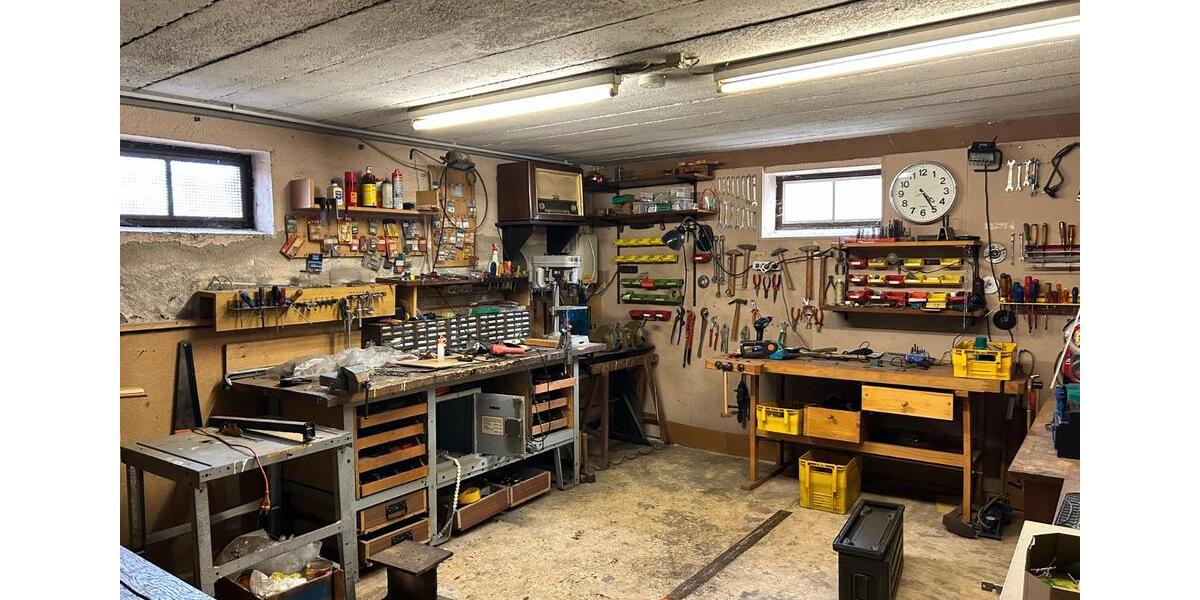 Einfamilienhaus Hambrücken - 6 Zimmer, 200 m&sup2;, 1.900&euro; | Angebot:26287822