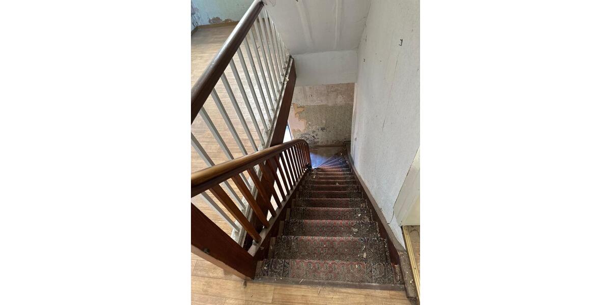 Haus im Sanierungsgebiet 6 zimmer