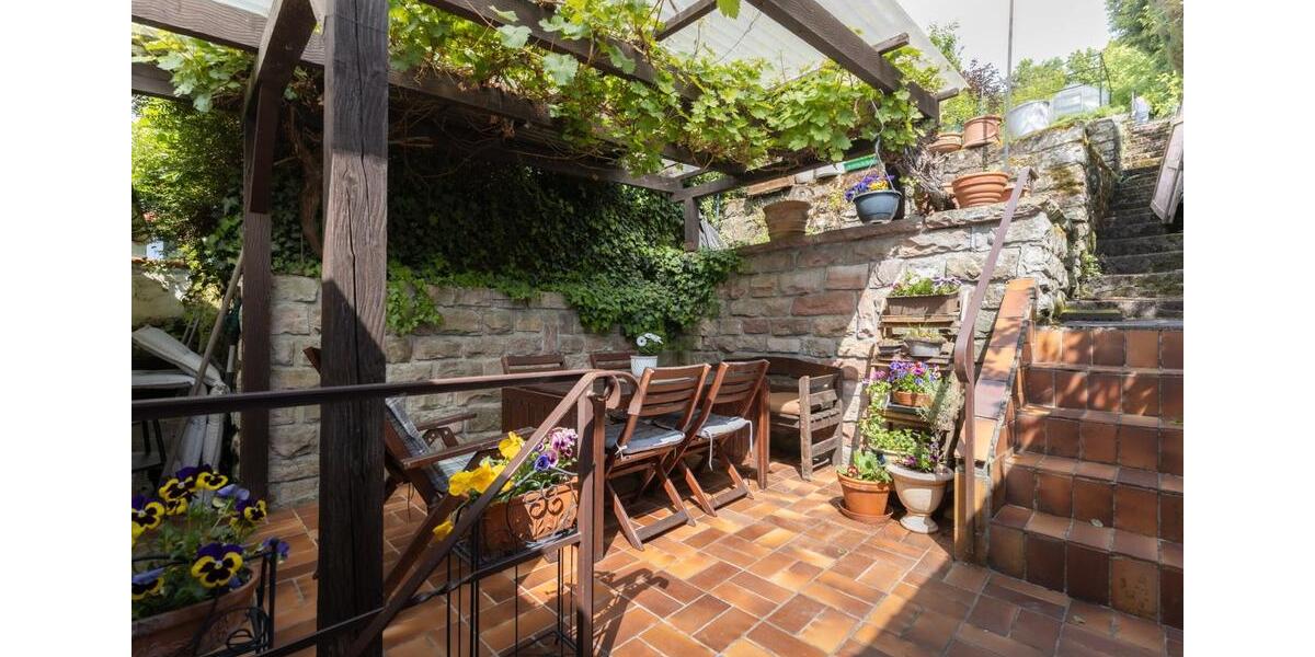Reihenhaus Eberbach - 7 Zimmer, 165 m&sup2;, 260.000&euro; | Angebot:26701160