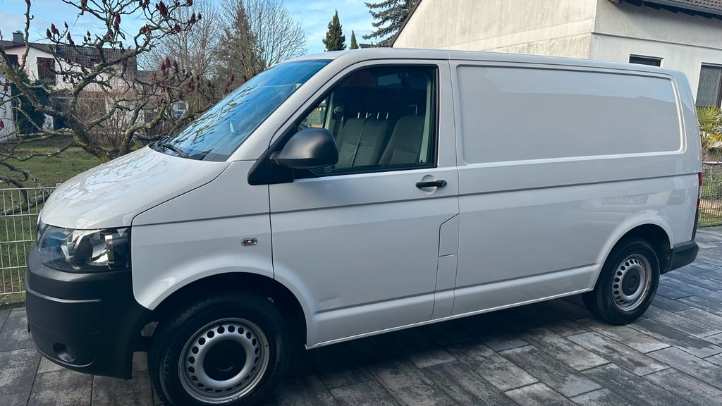 VW T5 Transporter 43.300 km 16.500 € Mannheim 68305