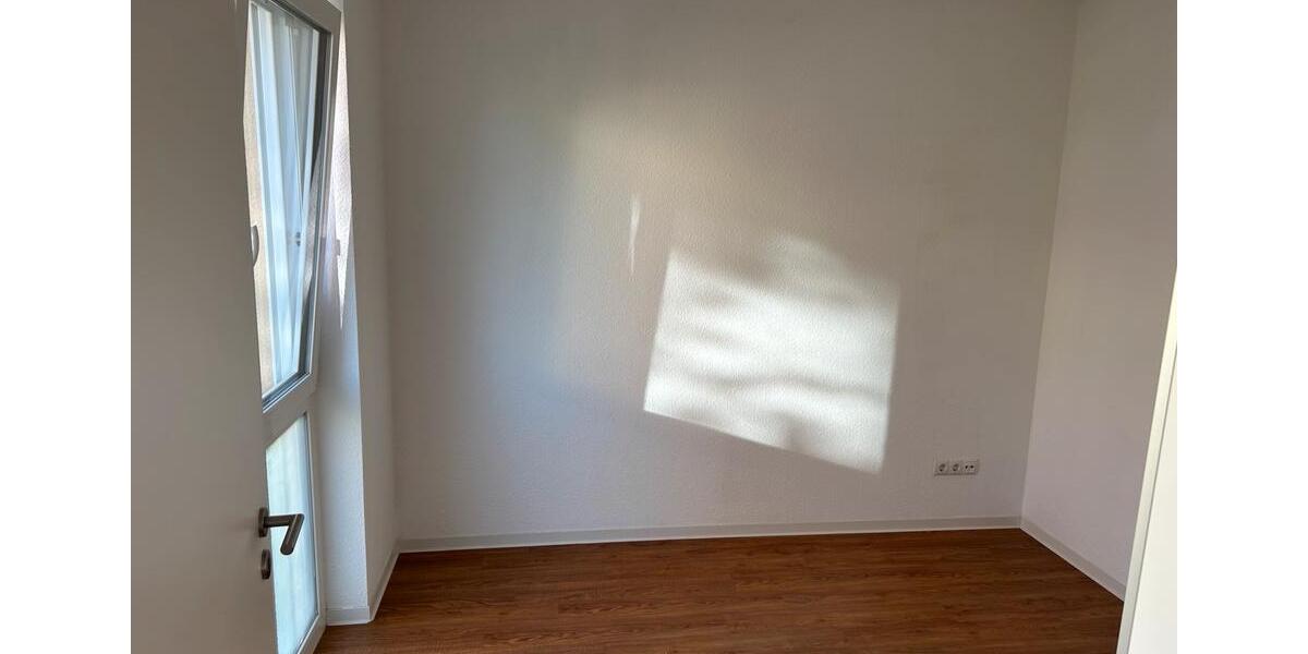 Etagenwohnung Ludwigshafen am Rhein Mundenheim - 2 Zimmer, 48 m&sup2;, 700&euro; | Angebot:26335216