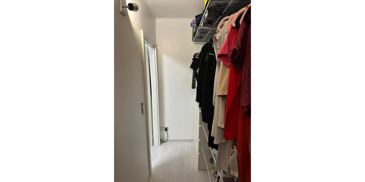 Etagenwohnung Ludwigshafen am Rhein Rheingönheim - 2.5 Zimmer, 65 m&sup2;, 185.000&euro; | Angebot:25475265