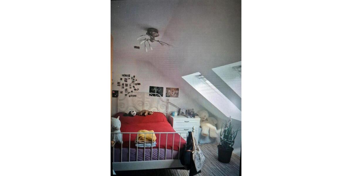 Dachgeschoßwohnung Leimen - 3 Zimmer, 86 m&sup2;, 700&euro; | Angebot:25960841