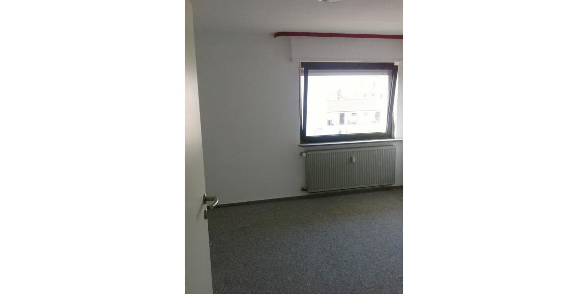 ObjNr:19624 - Gepflegtes Zweifamilienhaus als gute Kapitalanlage 5.5 zimmer