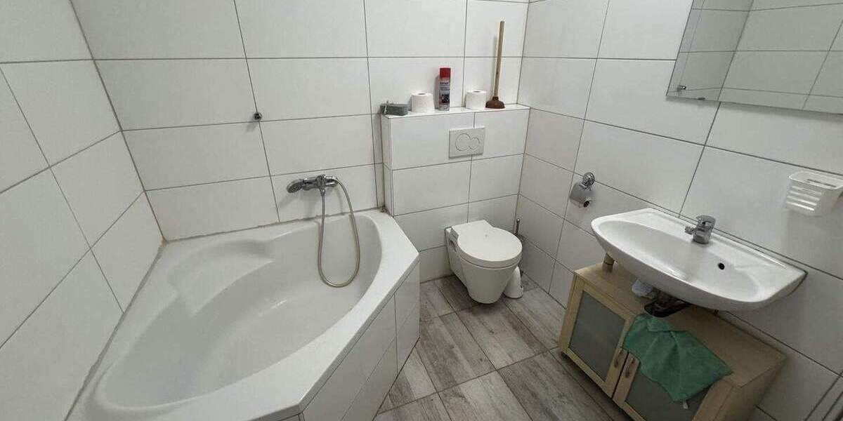 Gewerbefläche sucht neuen Mieter zimmer