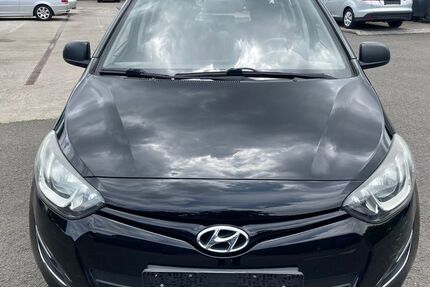 Hyundai i20 145.000 km 4.999 &euro; Speyer 67346
