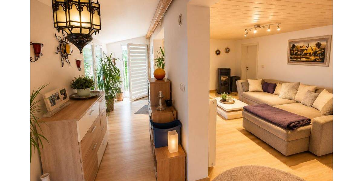 Einfamilienhaus Sinsheim / Waldangelloch Waldangelloch - 9 Zimmer, 249 m&sup2;, 299.000&euro; | Angebot:26862718