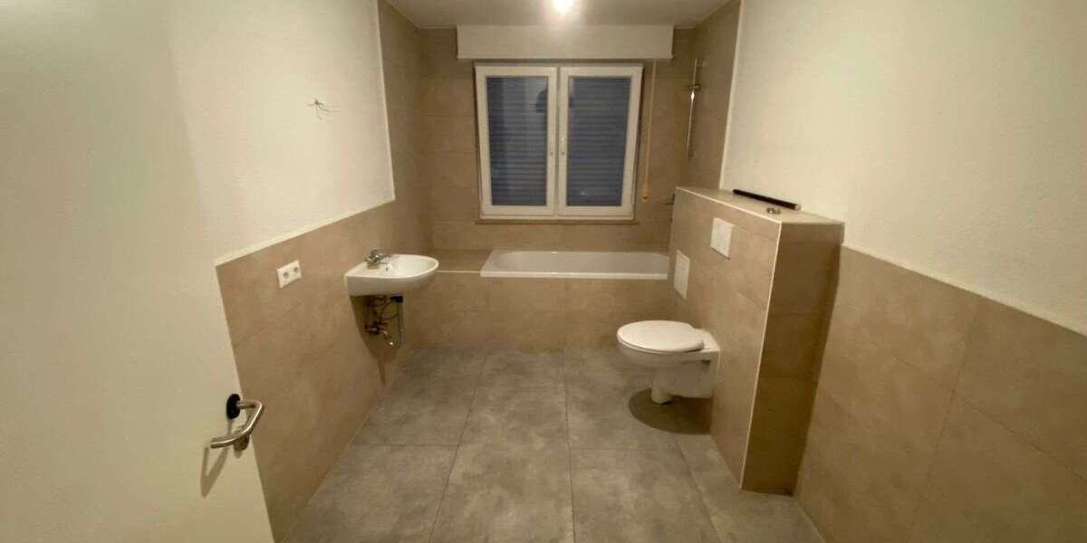 Etagenwohnung Heddesheim - 2 Zimmer, 79 m&sup2;, 990&euro; | Angebot:24469023