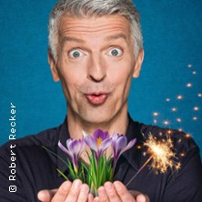 Johannes Flöck - Frühblüher und Spätzünder 28.11.2025 SCHATZKISTL – Theater . Kabarett . Club - Im Leonardo Royal Mannheim