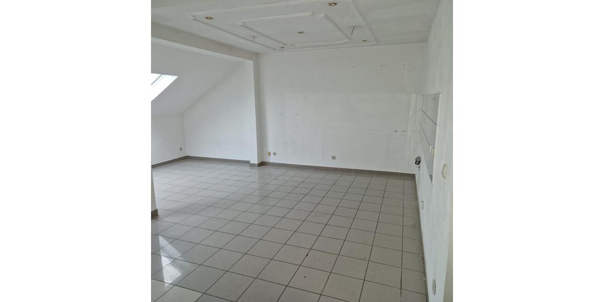 Dachgeschoßwohnung Mannheim Herzogenried - 2.5 Zimmer, 63 m&sup2;, 700&euro; | Angebot:26343858