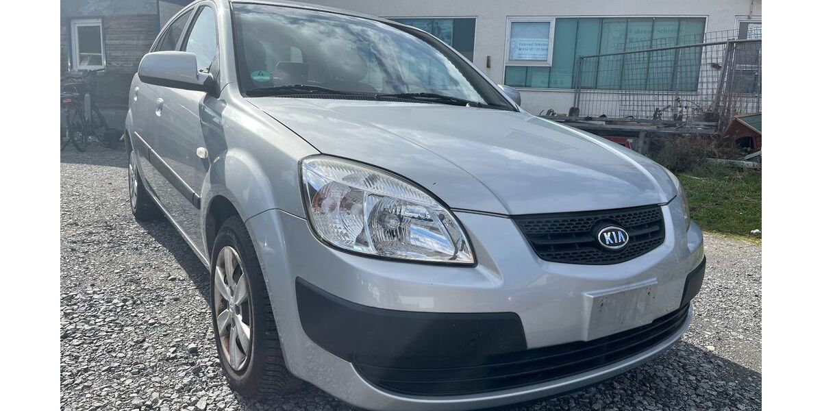 Kia Rio 58.777 km 3.999 &euro; Reilingen 68799
