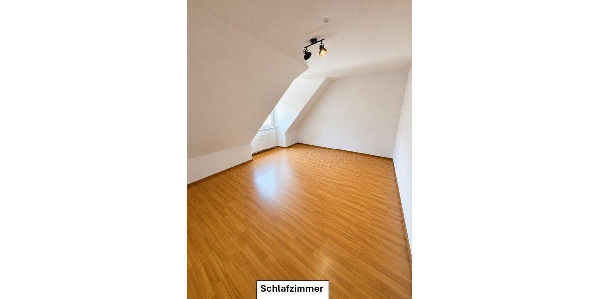 Dachgeschoßwohnung Lampertheim - 4.5 Zimmer, 95 m&sup2;, 220.000&euro; | Angebot:27076979