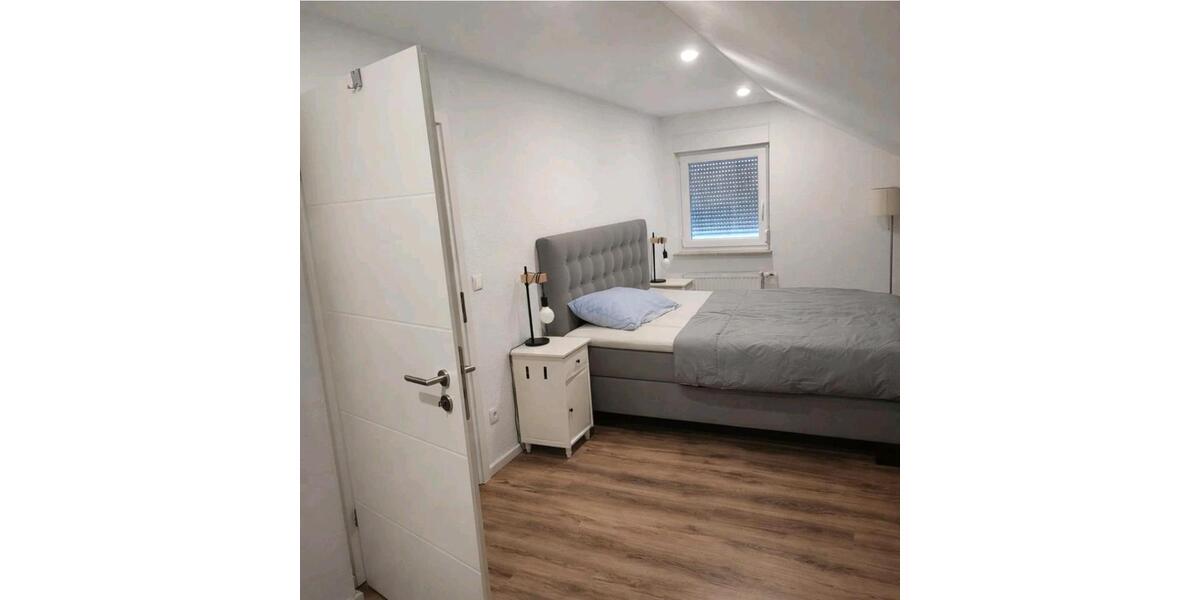 Frisch renoviertes Reihenendhaus mit Garten, Garage & Terrasse 6.5 zimmer