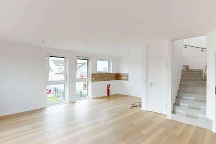 Wohnung zum Kaufen in Ubstadt-Weiher 437.500 € 94.69 m² 3 zimmer