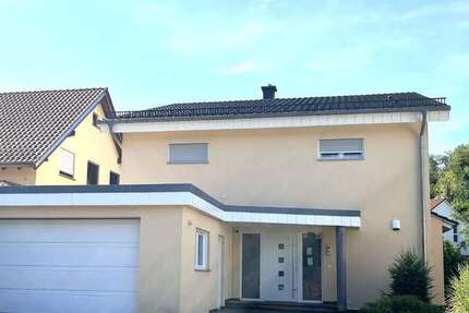 Haus zum Mieten in Mühlhausen 2.400 € 189 m²