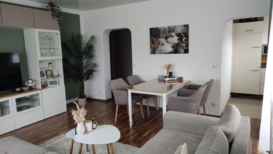 Gepflegte 2-Zimmer-Wohnung mit Loggia und Stellplatz 2 zimmer