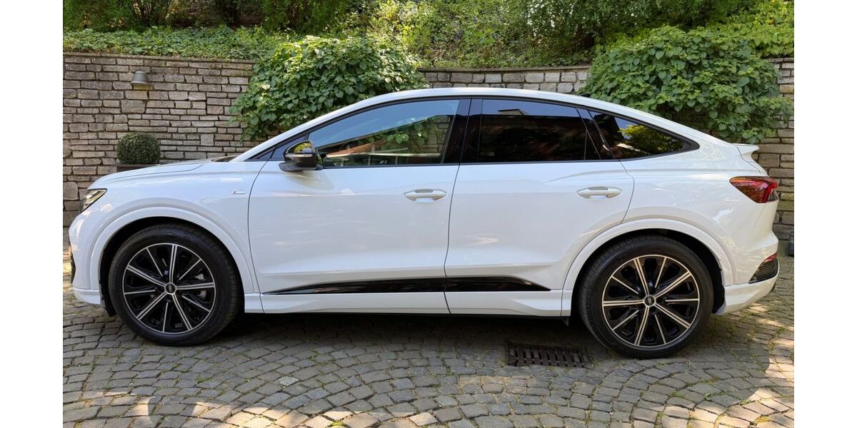 Audi Q4 e-tron 8.300 km 34.900 &euro; Heidelberg 69118