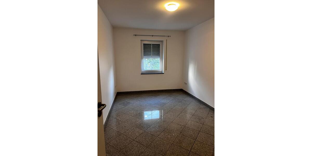 Erdgeschoßwohnung Speyer - 3 Zimmer, 115 m&sup2;, 1.370&euro; | Angebot:26365136