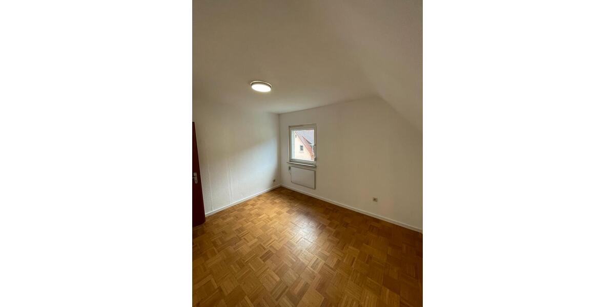 Einfamilienhaus Neckargerach - 5 Zimmer, 78 m&sup2;, 870&euro; | Angebot:26611085