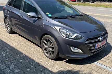 Hyundai i30 157.200 km 8.200 &euro; Mannheim 68199
