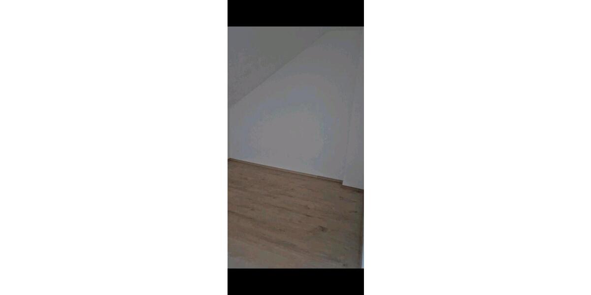 Dachgeschoßwohnung Hirschhorn (Neckar) - 5 Zimmer, 117 m&sup2;, 760&euro; | Angebot:26267020