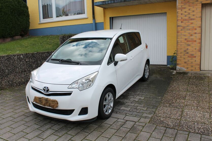 Toyota Verso-S 84.000 km 6.400 € Heppenheim 64646