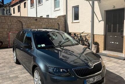 Skoda Octavia 144.000 km 10.500 &euro; Mannheim 68199
