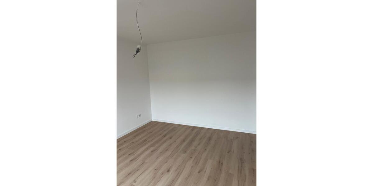Erdgeschoßwohnung Mannheim Rheinau - 3 Zimmer, 75 m&sup2;, 1.300&euro; | Angebot:25422853