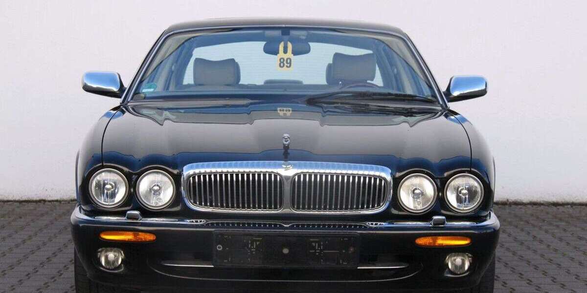 Jaguar Daimler 165.000 km 39.999 € Heppenheim 64646