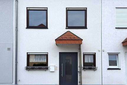 Gepflegtes Reihenmittelhaus mit viel Platz in guter Lage in Leimen 5 zimmer