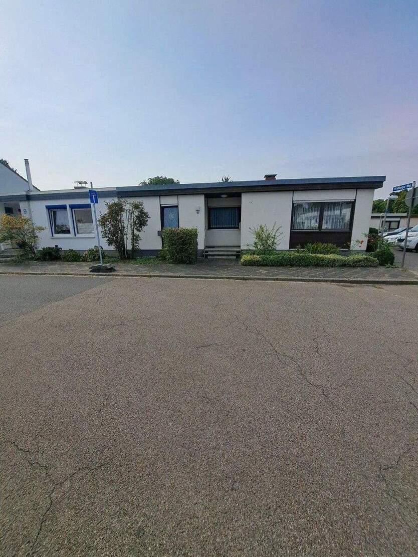 ***Eckgrundstück!, geräumiges Haus in begehrter Wohnlage sucht neuen Eigentümer, KAUFEN statt mieten*** 5 zimmer