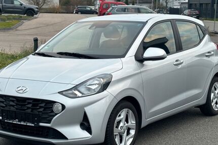 Hyundai i10 9.600 km 13.990 &euro; Plankstadt 68723