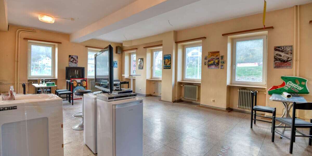 Ehemaliges Gasthaus mit 3 Einzelzimmer & 5 potentiellen Wohnungen inkl. Gaststätte und Parkplätze - Gewerbeobjekt Neckarsteinach | Angebot:26058972